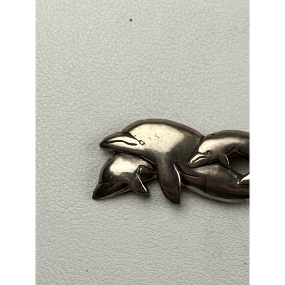 Sue B. Sterling Silver Brooch Jumping Dolphins - Picture 6 of 10